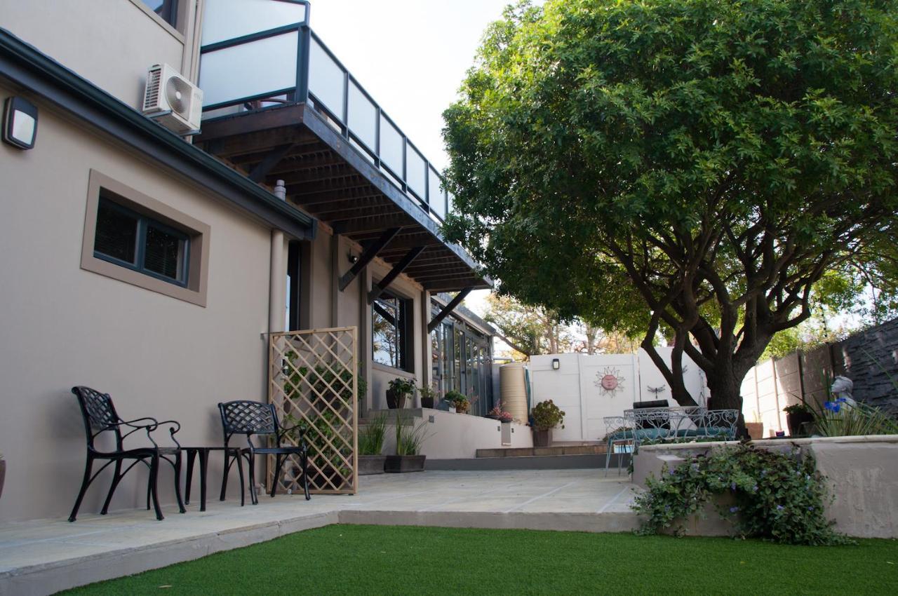 خليج هوت Somersby Guest House المظهر الخارجي الصورة