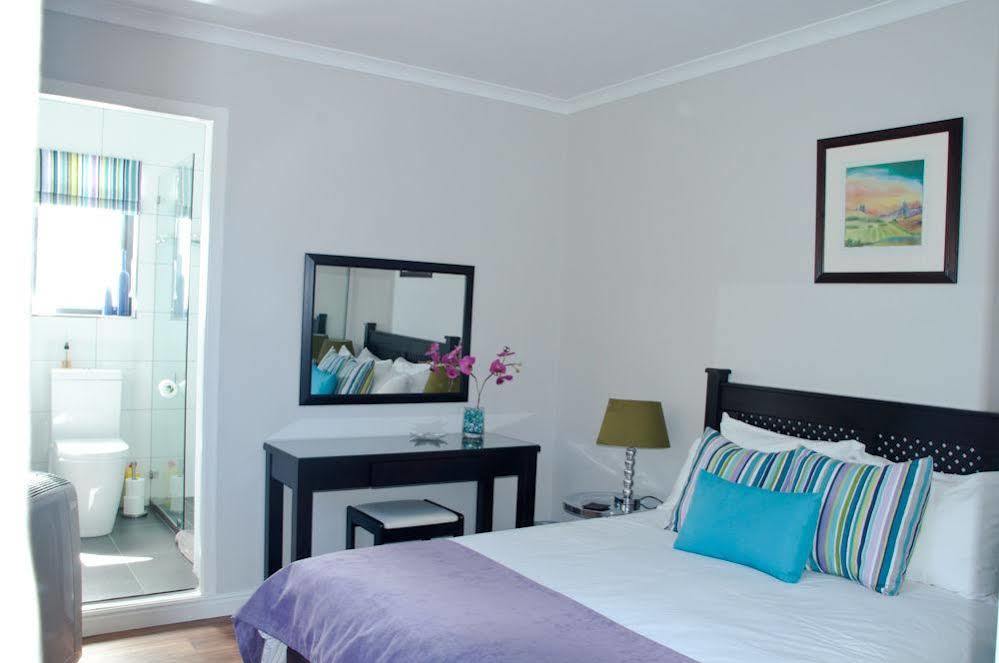 خليج هوت Somersby Guest House المظهر الخارجي الصورة